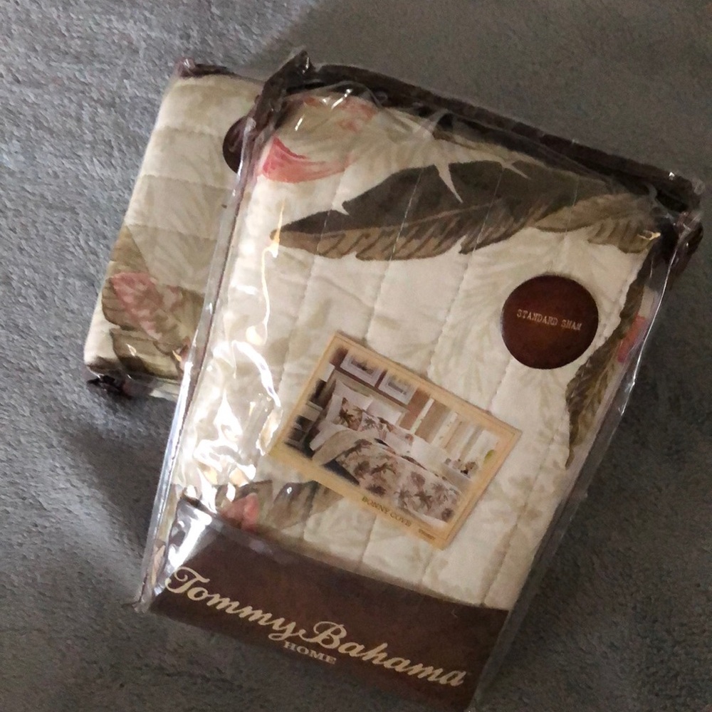 Brand new- Tommy Bahama shams
